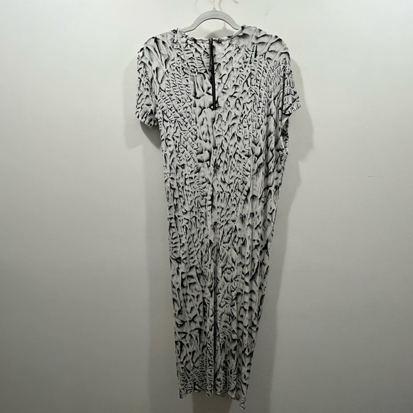 HELMUT LANG Deep Twist Strata Print Jersey Dress - Picture 7 of 11
